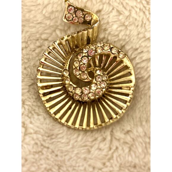 Vintage Pink Brooch Pinwheel with stones - Picture 2 of 5